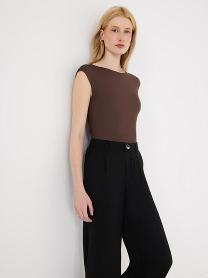 Double Layer Boat Neck Sleeveless Top