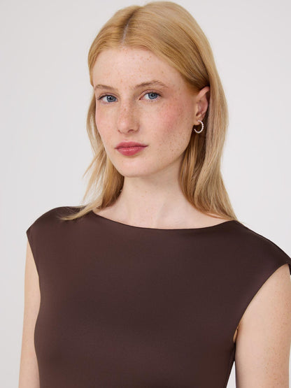 Double Layer Boat Neck Sleeveless Top