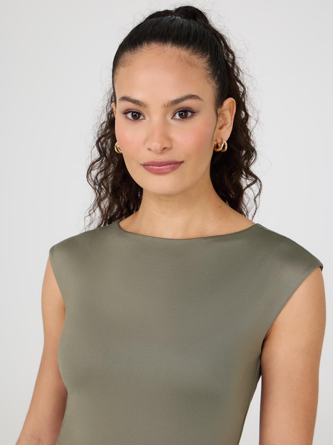 Double Layer Boat Neck Sleeveless Top