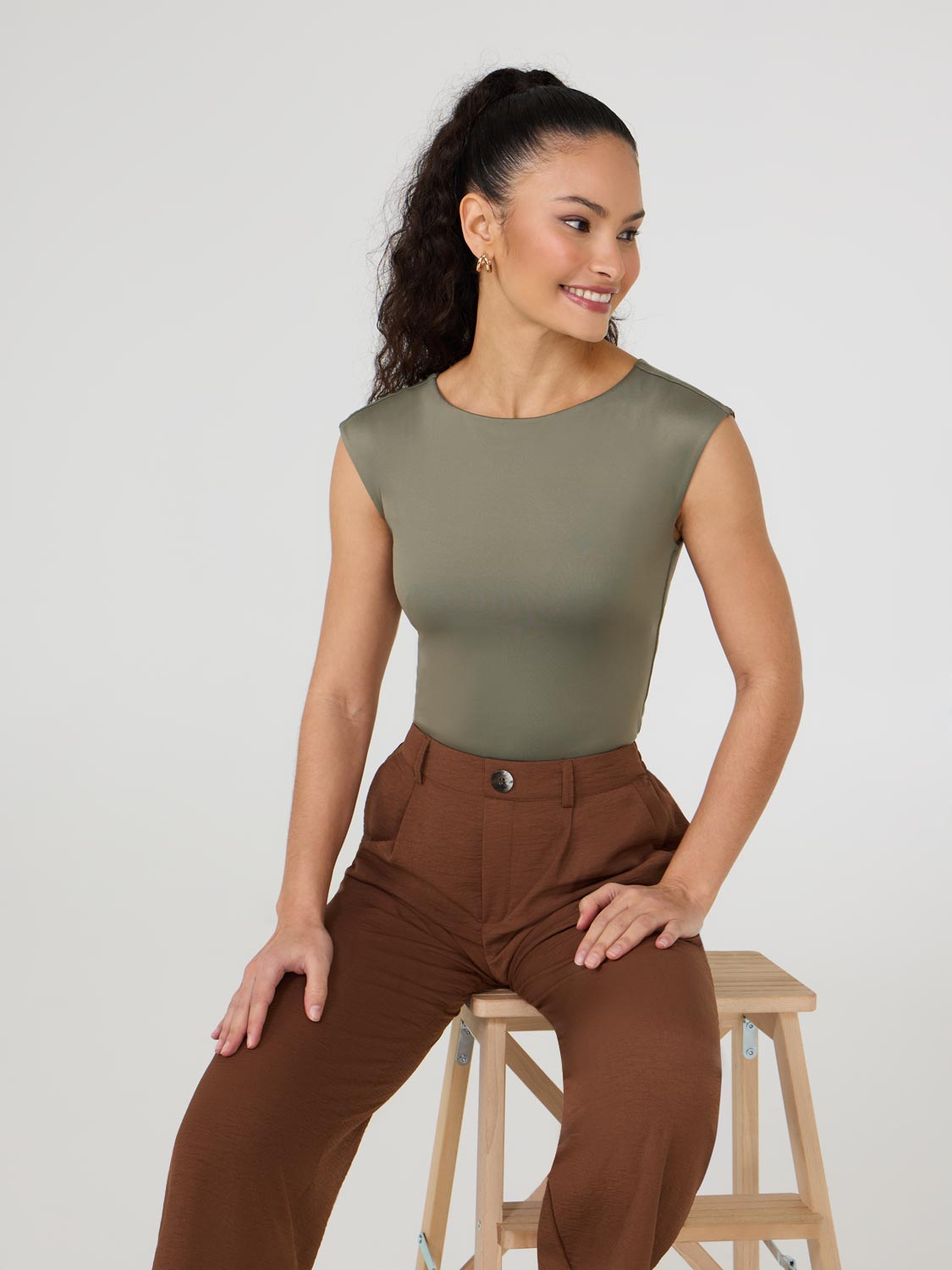 Double Layer Boat Neck Sleeveless Top