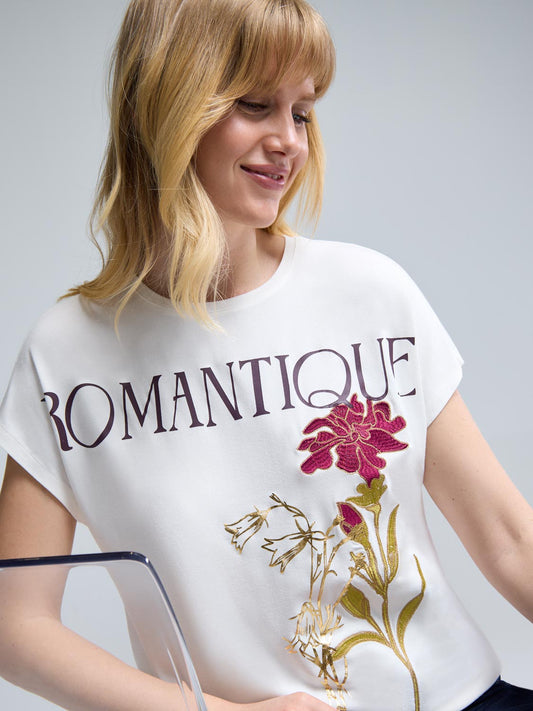 "Romantique" Graphic T-Shirt