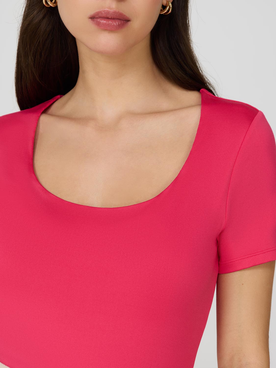 Double Layer Scoop Neck T-Shirt